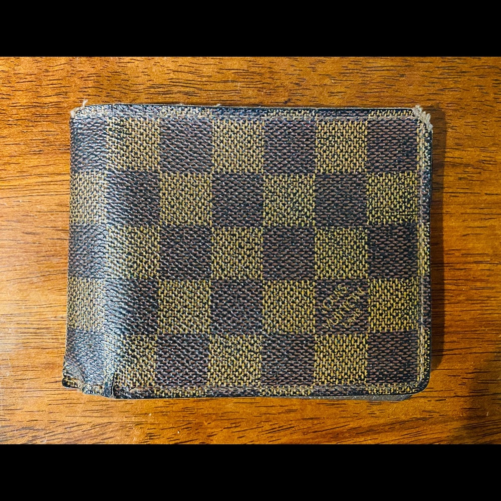Louis VUITTON Damier Multiple Wallet
